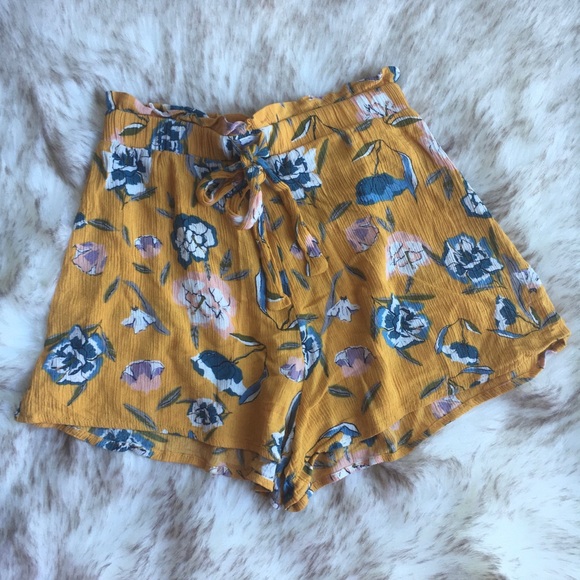 Pull & Bear yellow floral shorts - XXS to XS - Picture 7 of 7